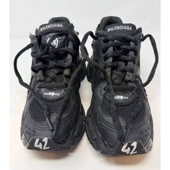 Balenciaga Runner Sneaker Matte Black Size 9 US 42 EU - Picture 9 of 9